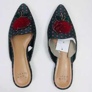 Women's Mules Red Velvet Rose